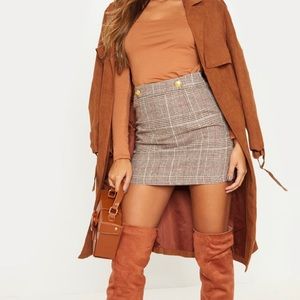 Women’s Sz 8 • Plaid Mini Skirt